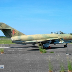 905 MiG-17F Fresco