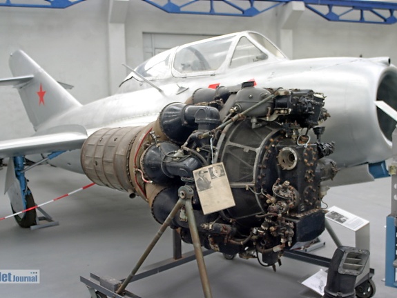 MiG-15UTI mit Triebwerk WK-1 (2391 visitas) MiG-15UTI mit Triebwerk WK-1