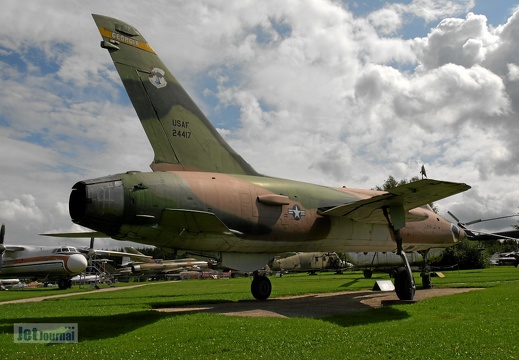 62-4417 Republic F-105F Thunderchief Pic3