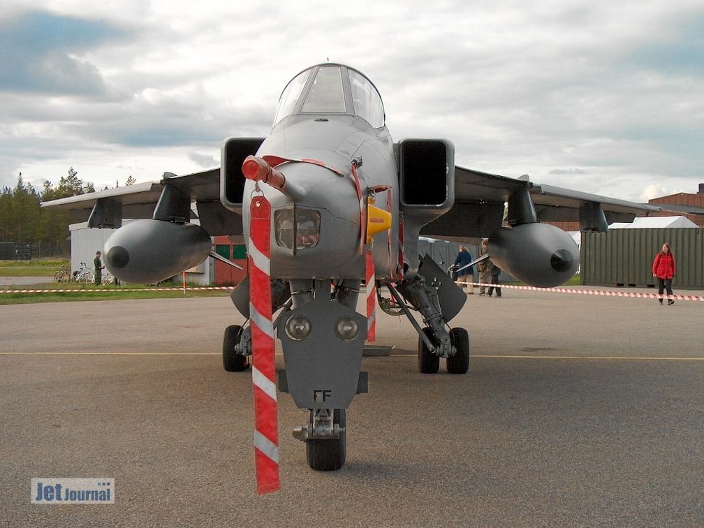 XZ118 FF Jaguar GR3 41sqn RAF (2308 visite) XZ118 FF Jaguar GR3 41sqn RAF