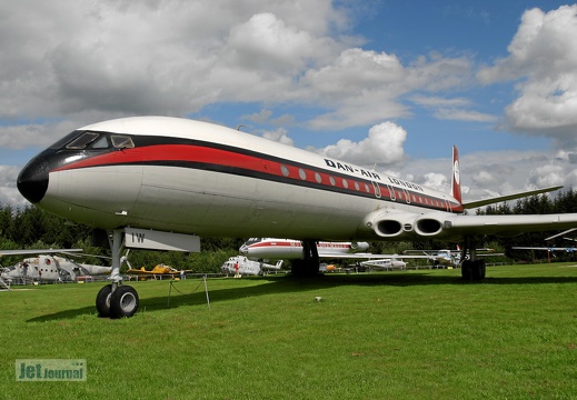 G-BDIW DH-106 Comet 4C ex XR-398 Pic2