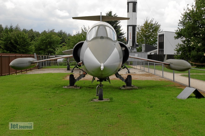 2043_f-104g_starfighter_pic1_11_20090501_2069675504.jpg