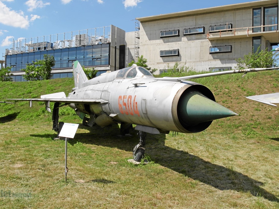 6504 MiG-21MF (3528 Besuche) 6504 MiG-21MF