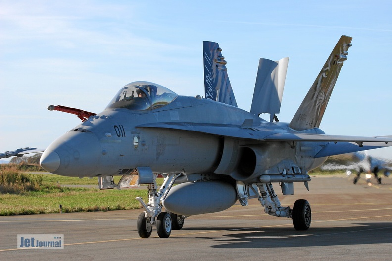 j-5011_f-18c_fliegerstaffel_11_schweizer_luftwaffe_img_5525_20130316_1190232679.jpg