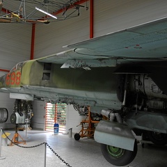 698 20-46 MiG-23BN Pic3