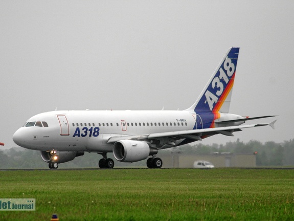 F-WWIA Airbus A318-121 Airbus Industries Pic1 (1253 Besuche) F-WWIA Airbus A318-121 Airbus Industries Pic1
