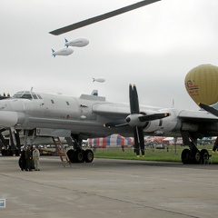 Tu-95MS, 12 rot (2603 Besuche) MAKS 2003 Tu-95MS, 12 rot