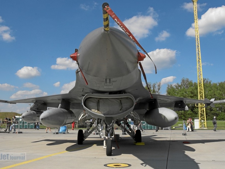 FB-18 F-16BM (1959 odwiedzin) FB-18 F-16BM