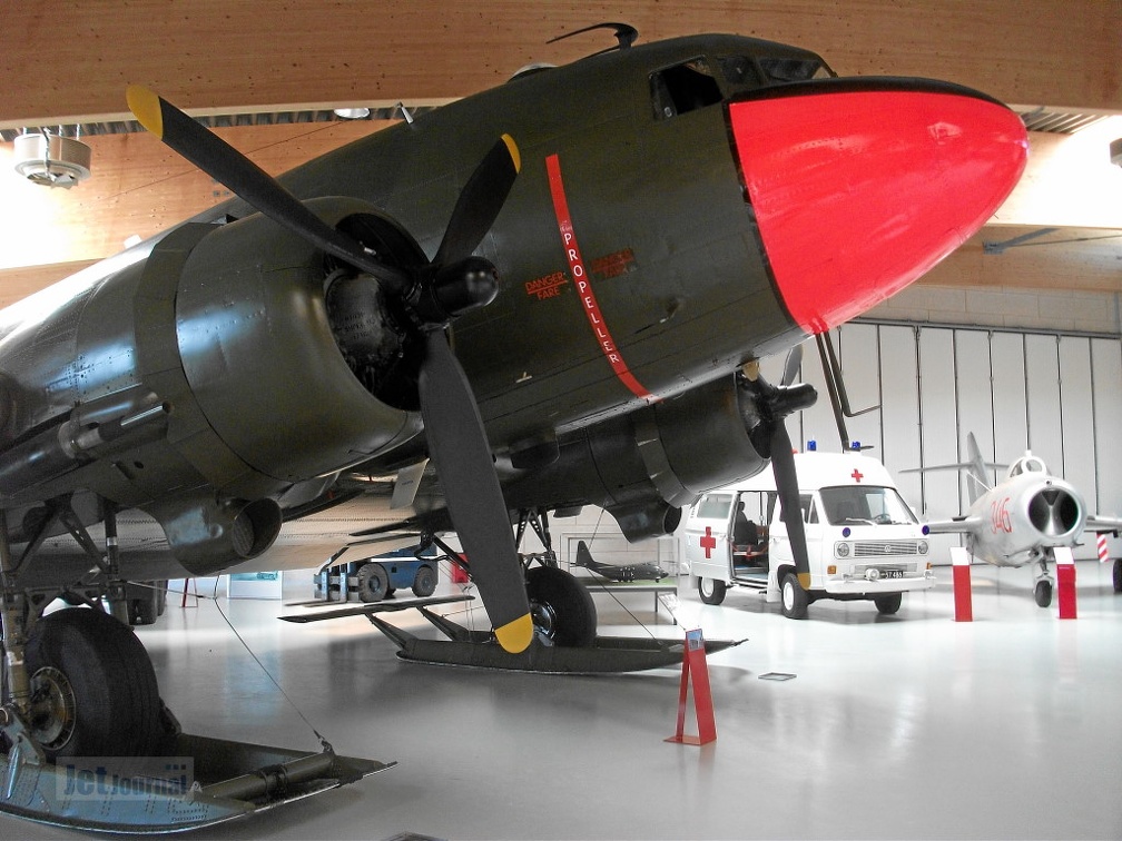 K-687 C-47A