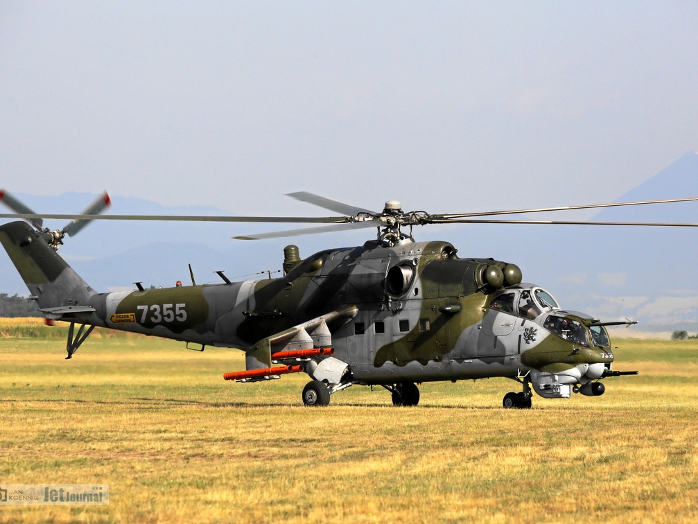 7355, Mil Mi-24W (3621 Besuche) 7355, Mil Mi-24W