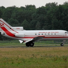 045 Yak-40 36.SPLT