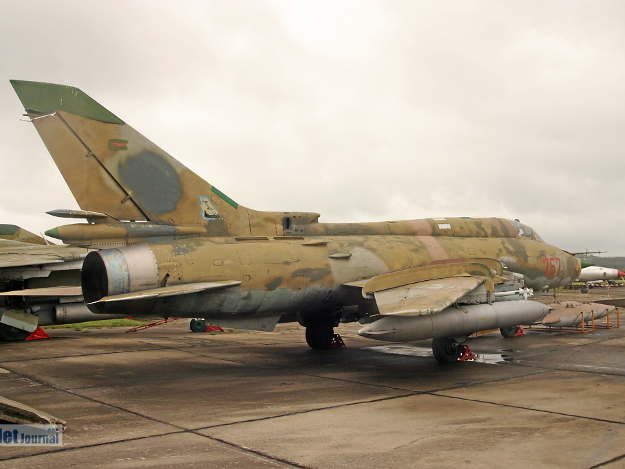 Su-22M4, 757 ex. NVA (2574 visite) Su-22M4, 757 ex. NVA
