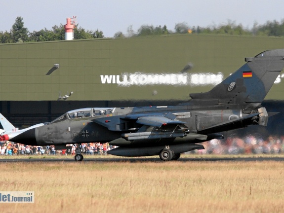 45+46 Tornado IDS JaboG33 mit aktivierter Schubumkehr