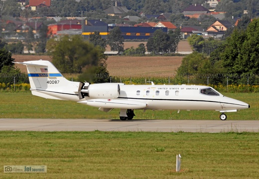40087, C-21 Learjet