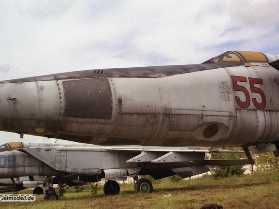 MiG-25RB, 55 rot, Detailansicht Bugnase (2831 návštěv) Moskau/Chodinka 2003 MiG-25RB, 55 rot, Detailansicht Bugnase