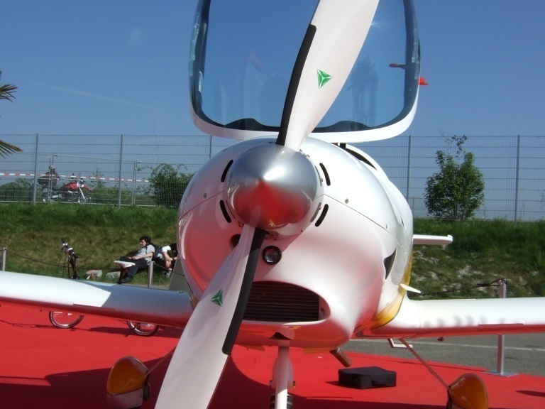 Aquila 210 (2790 visites) Aero 2007 in Friedrichshafen Aquila 210