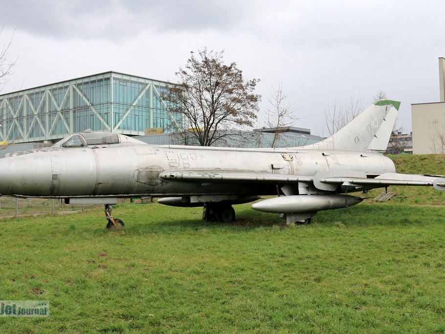 01, Su-7BM (2874 visits) 01, Su-7BM