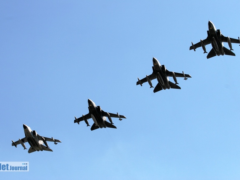 4-ship Tornado (2005 visites) 4-ship Tornado