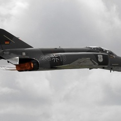 38+10 F-4F JG71 Fly By (3593 відвідувань) 38+10 F-4F JG71 Fly By