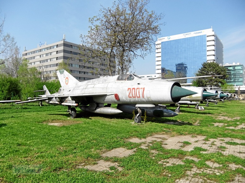 2007_mig-21r_20160411_1923058534.jpg