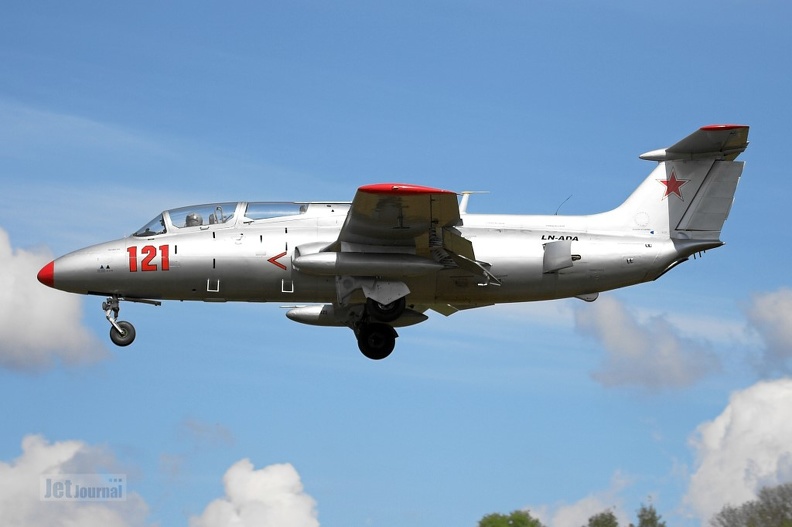 ln-ada_aero_vodochody_l-29_delfin_20140811_1674520205.jpg