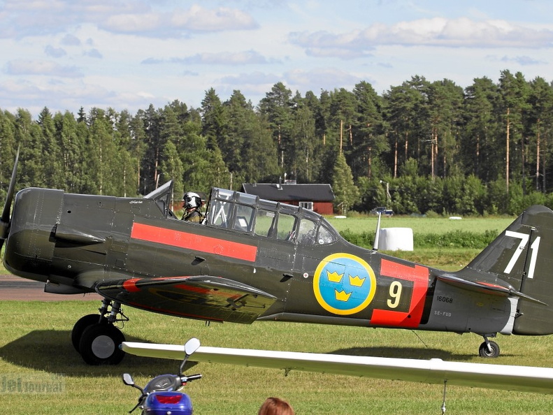 SE-FUD North American AT-16 Harvard IIB (1909 visits) SE-FUD North American AT-16 Harvard IIB