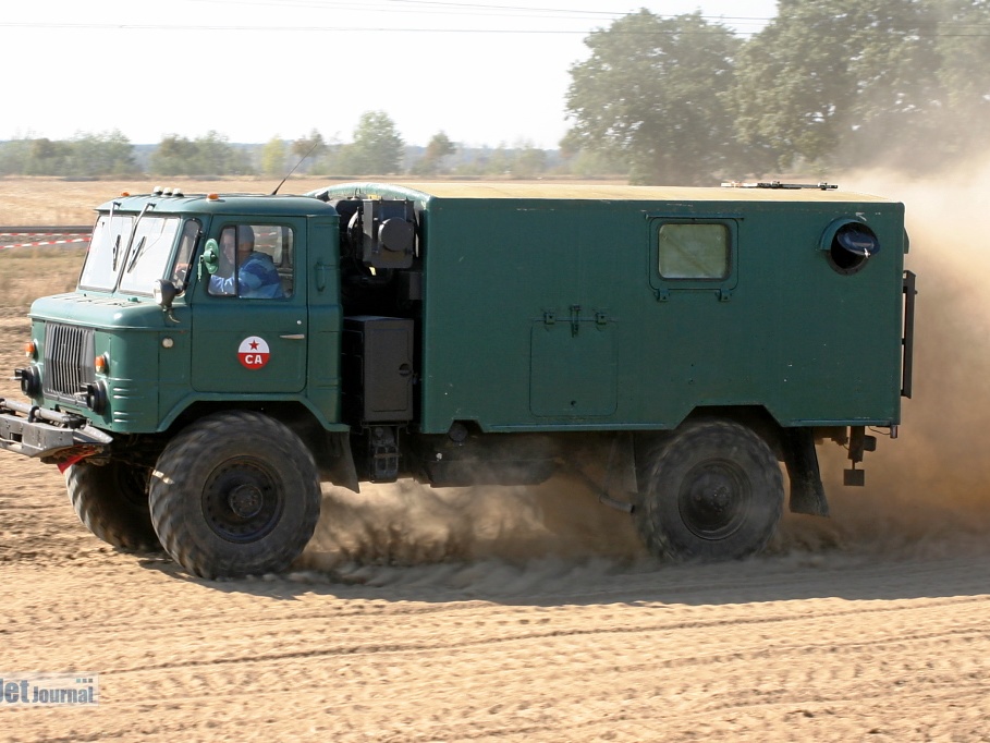 GAZ-66 im Gelände (1516 visits) GAZ-66 im Gelände