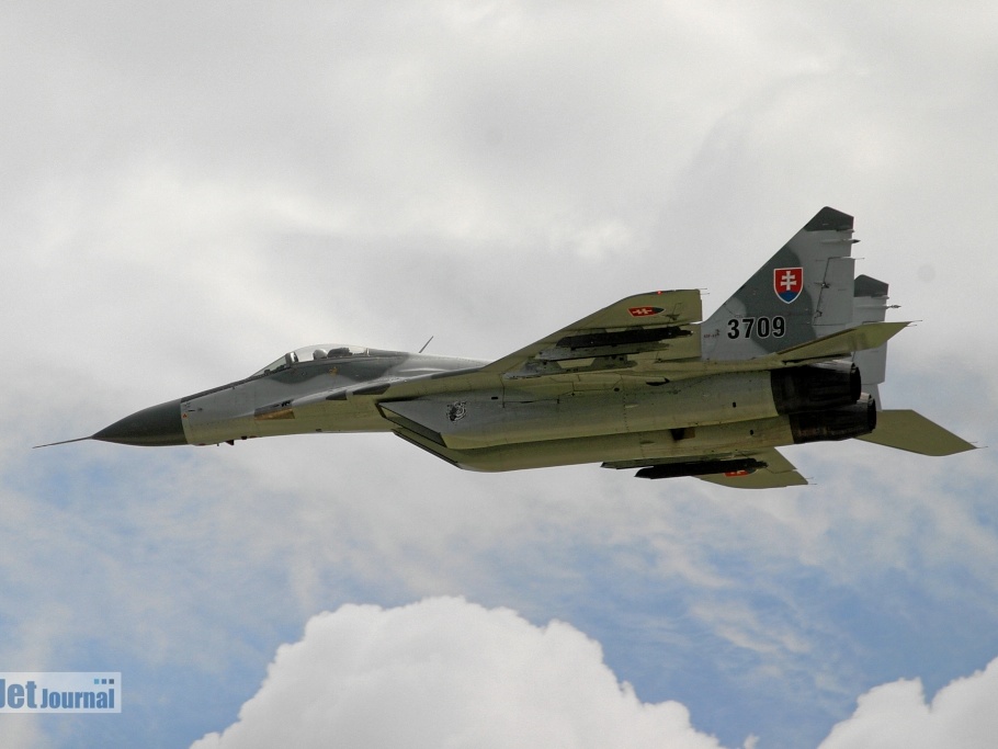 3709 MiG-29 1SLK Slovak AF (2958 visits) 3709 MiG-29 1SLK Slovak AF