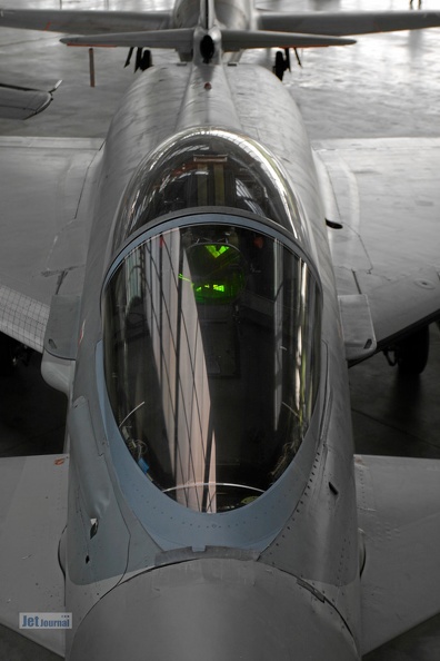 9829_eurofighter_ef2000_cn_da1_pic2_23_20090501_1885374949.jpg
