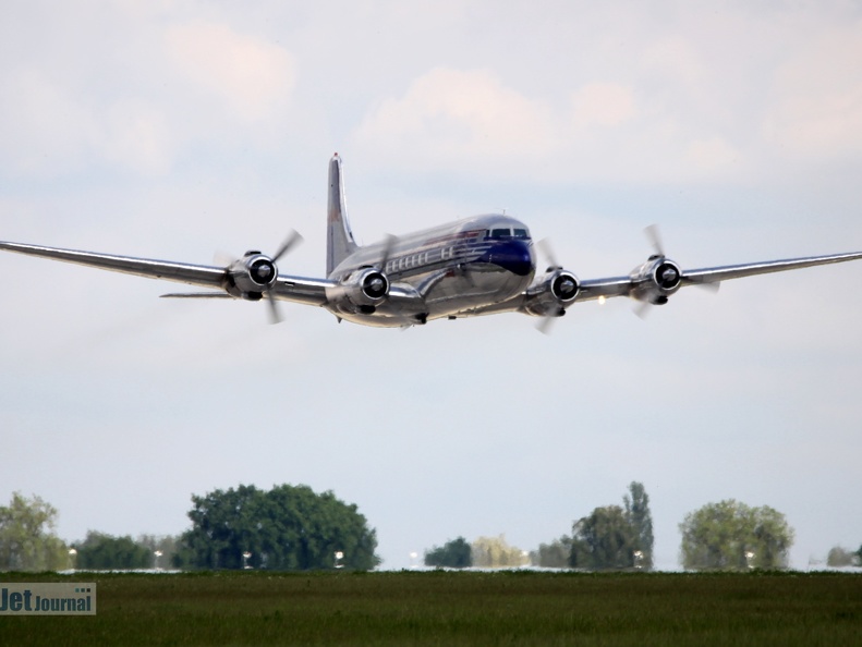 OE-LDM, DC-6B Flying Bulls