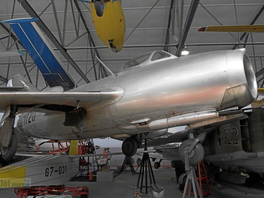1720 MiG-15SB (3541 Besuche) 1720 MiG-15SB