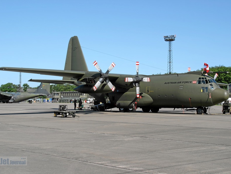 8T-CC C-130K Bundesheer