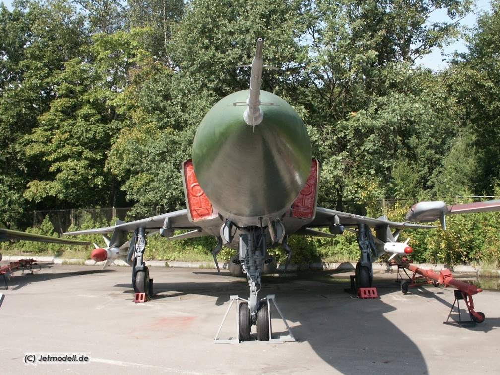 Su-15TM, 11 rot (ex. 11 gelb) (3448 visingar) Su-15TM, 11 rot (ex. 11 gelb)