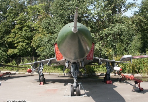 Su-15TM, 11 rot (ex. 11 gelb)