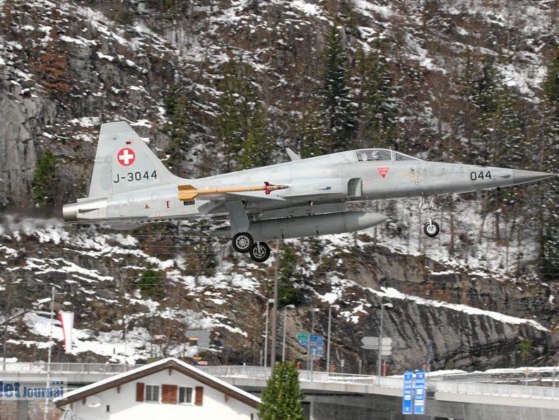 J-3044 F-5E Tiger Pic2 (3155 odwiedzin) J-3044 F-5E Tiger Pic2