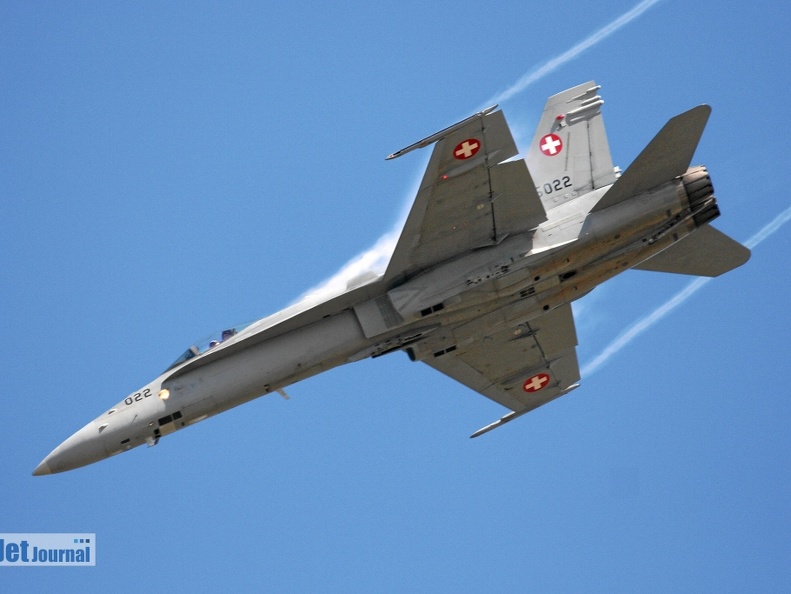 J-5022 F-18C Hornet Schweizer Luftwaffe (2238 návštěv) J-5022 F-18C Hornet Schweizer Luftwaffe