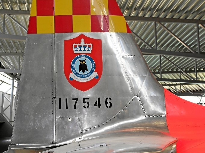 dp-k_117546_t-33a_leitwerk (2966 visite) dp-k_117546_t-33a_leitwerk