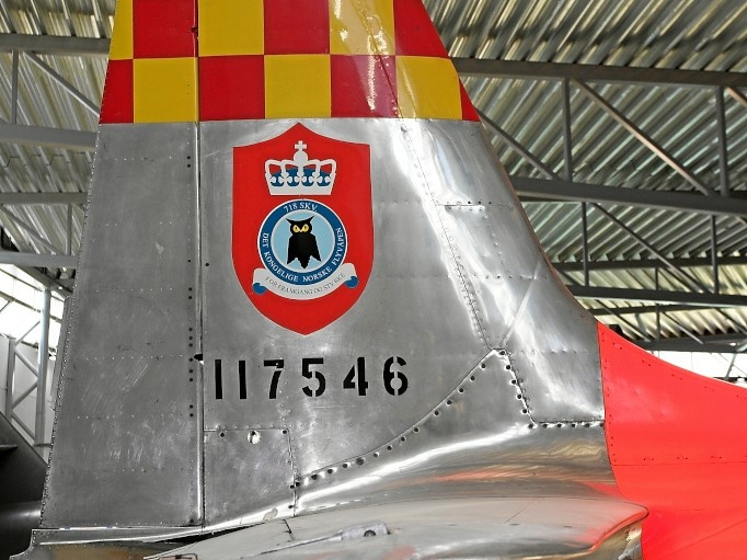 dp-k_117546_t-33a_leitwerk (3318 visites) dp-k_117546_t-33a_leitwerk