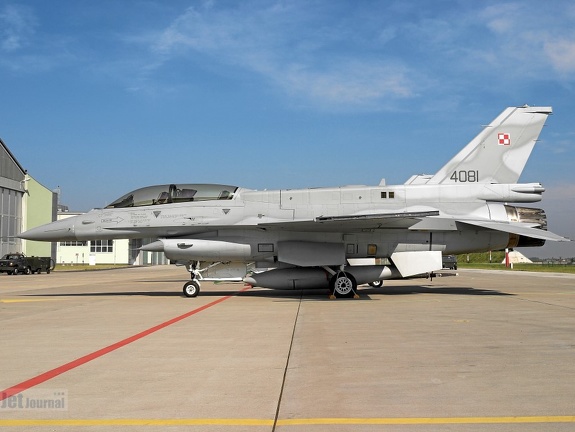 4081 F-16D-52CF