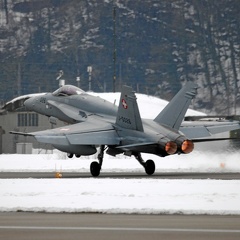 J-5026 F-18C Hornet