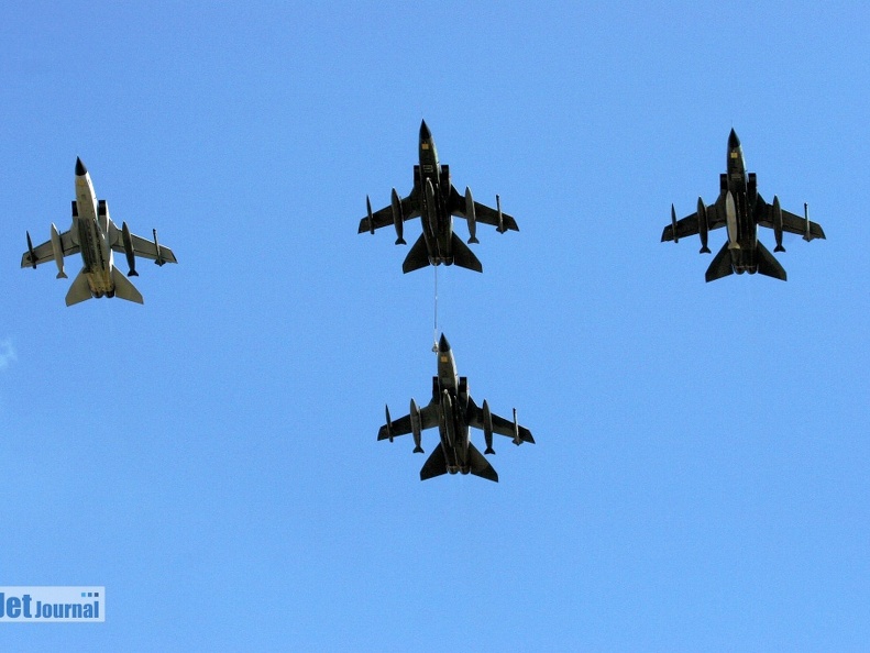 Buddy-Buddy-Refuelling (2115 Besuche) Buddy-Buddy-Refuelling
