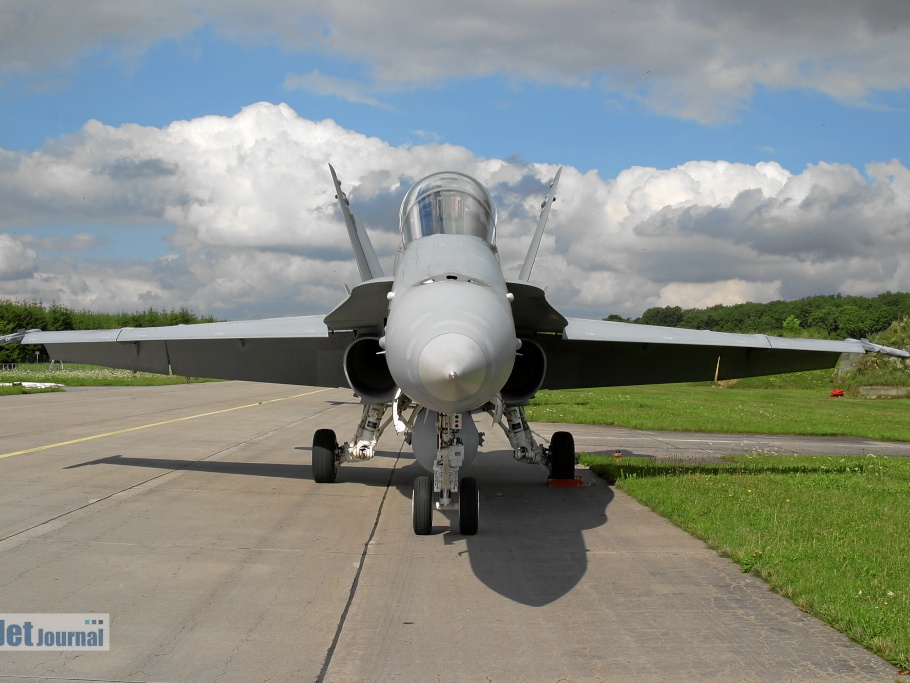 HN-467 F-18D Ilmavoimat Pic6 (3044 Besuche) HN-467 F-18D Ilmavoimat Pic6