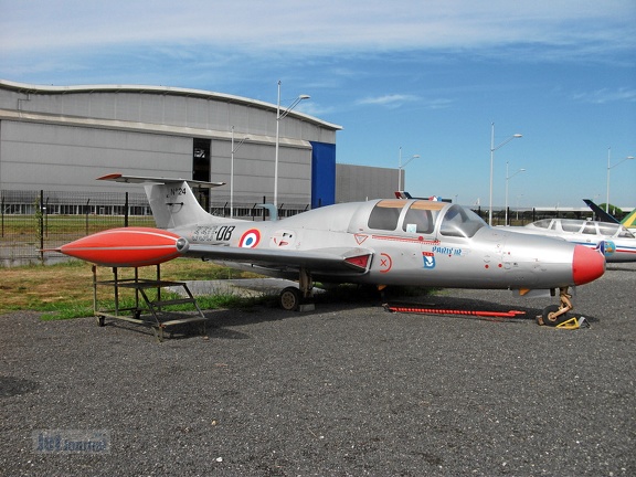 24 330-DB Morane Saulnier MS760 Paris