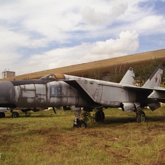 MiG-25PD, 08 blau (3625 visitas) Moskau/Chodinka 2003 MiG-25PD, 08 blau