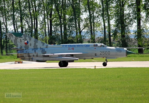 2500 MiG-21MFN 211tl CzAF