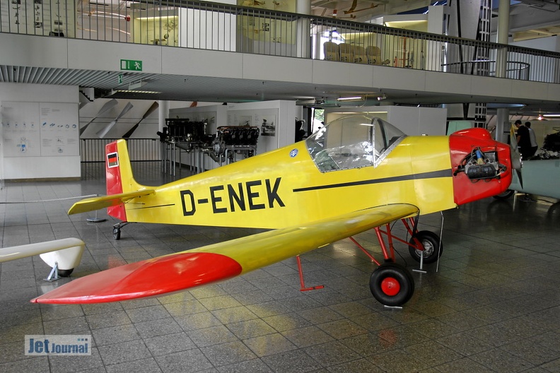 d-enek_stark_turbolent_d_2_20090501_1879855547.jpg