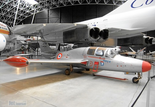 24 330-DB Morane Saulnier MS760 Paris