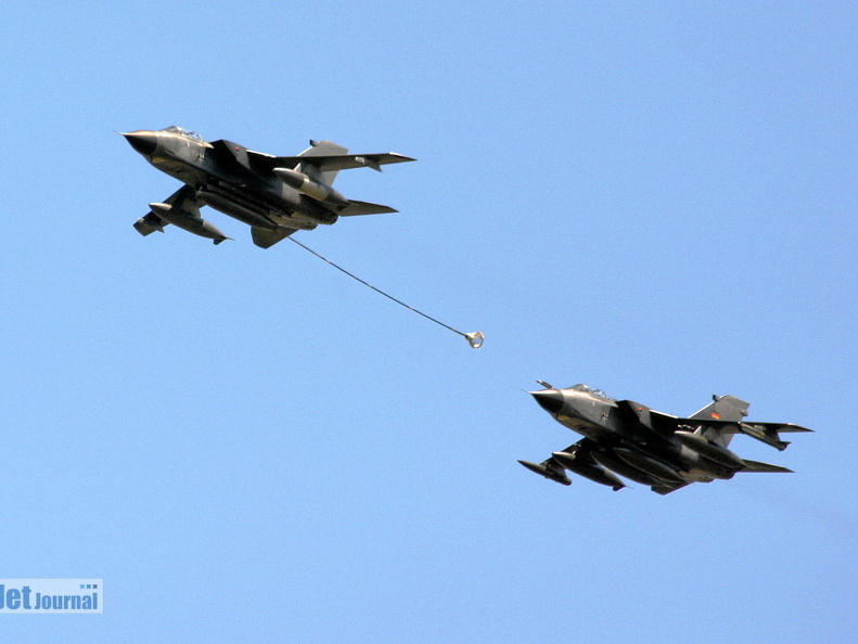 Buddy-Buddy-Air-to-Air Refueling Pic1