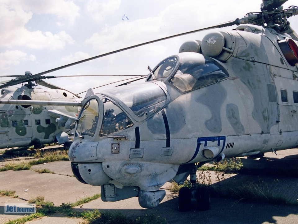 Mi-24W, 60 weiss (2805 Besuche) Detailansicht Bug, 08/2001 Mi-24W, 60 weiss