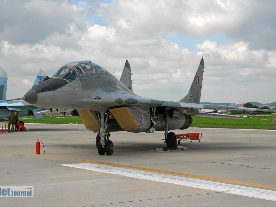 5304 MiG-29 UB 1SLK Slovak Air Force